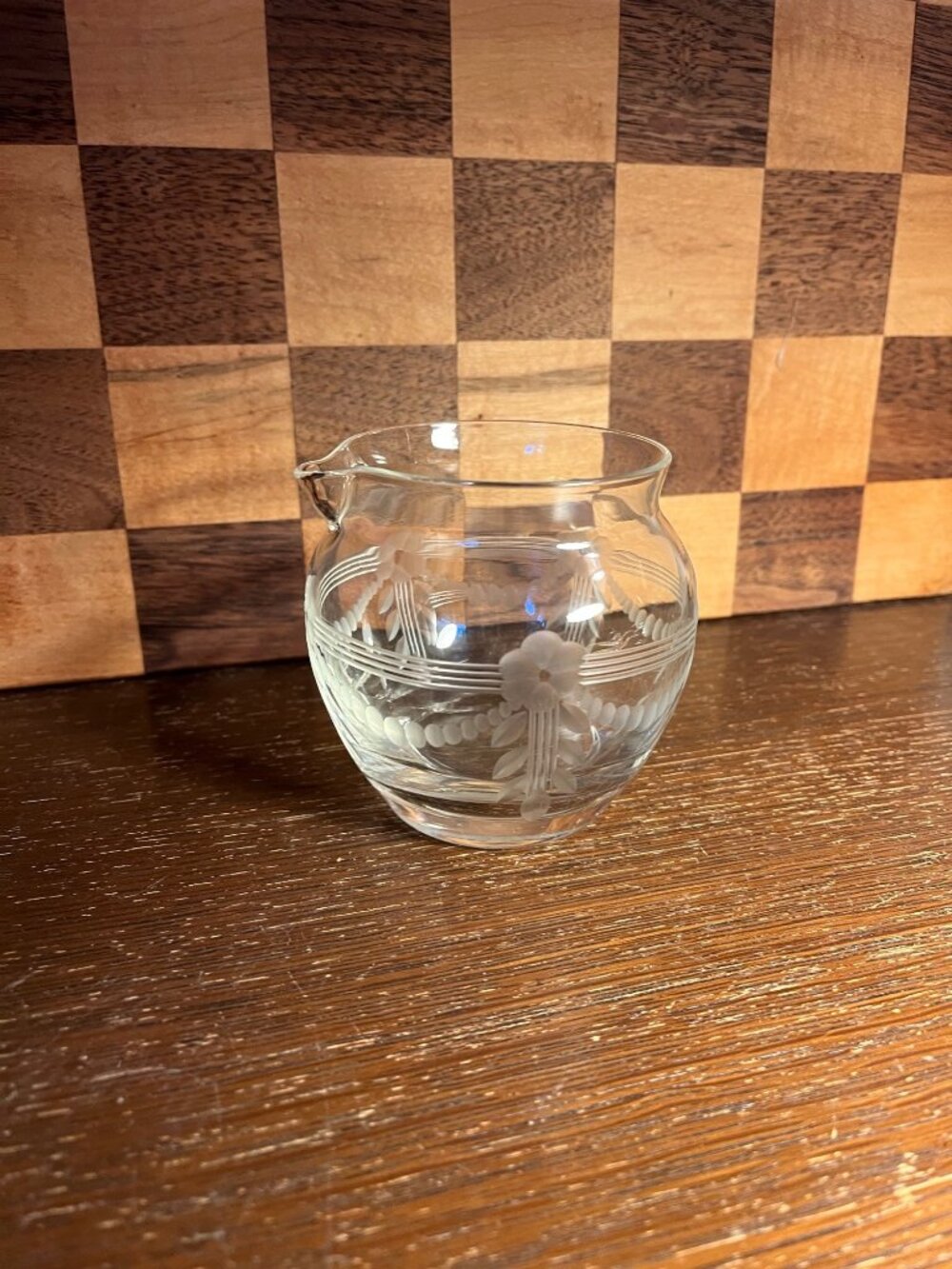 Floral Etched Bowl with Spout A1080